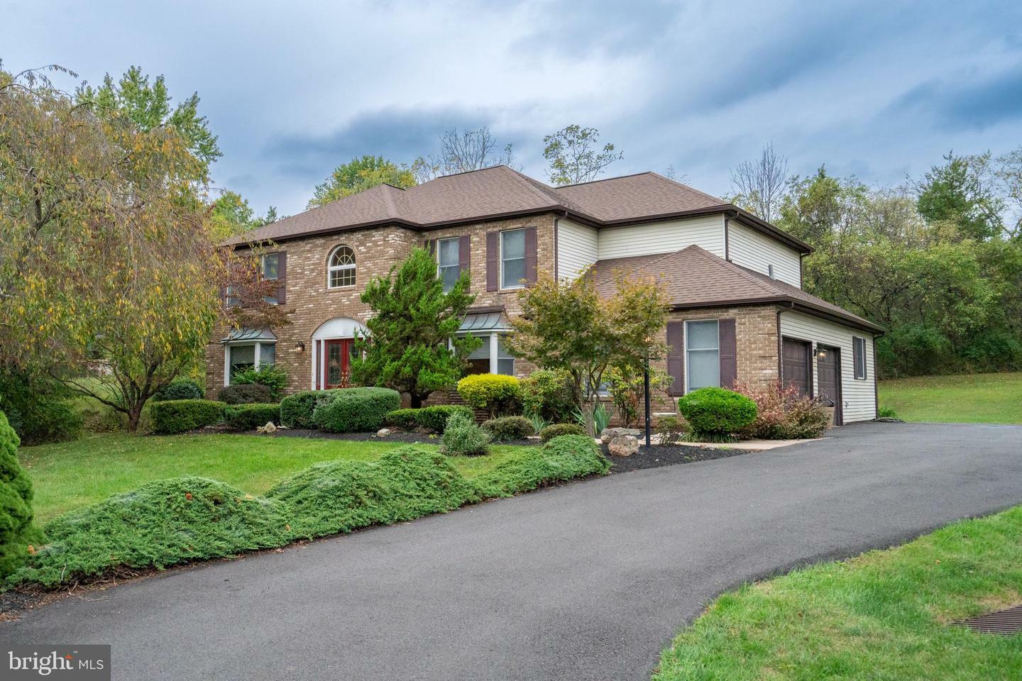 Property Photo:  108 Lakeview Drive  PA 19438 