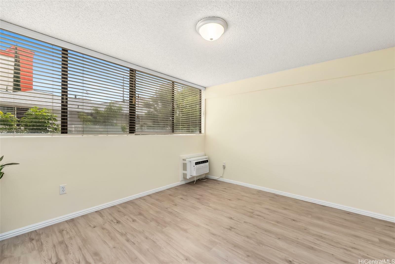 Property Photo:  2860 Waialae Avenue 114  HI 96826 