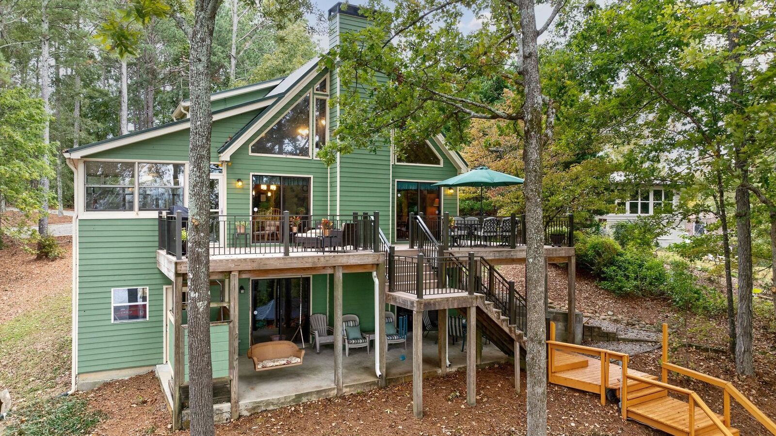 Property Photo:  190 Hickory Point Drive  GA 30625 