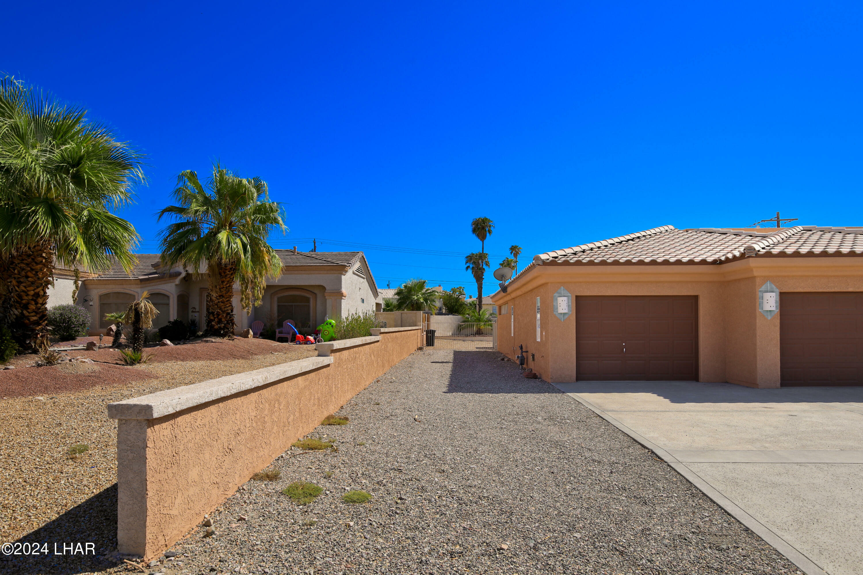 Property Photo:  2608 Jamaica Blvd  AZ 86406 