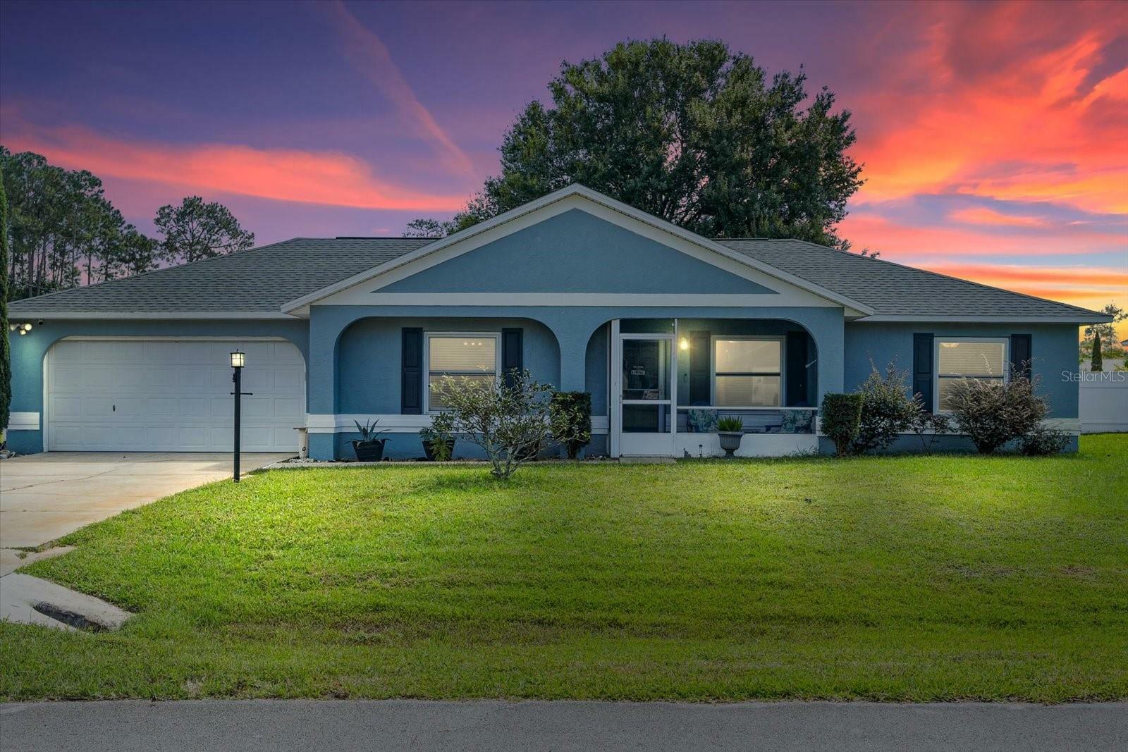 Property Photo: 21 Fenwick Lane FL 32137