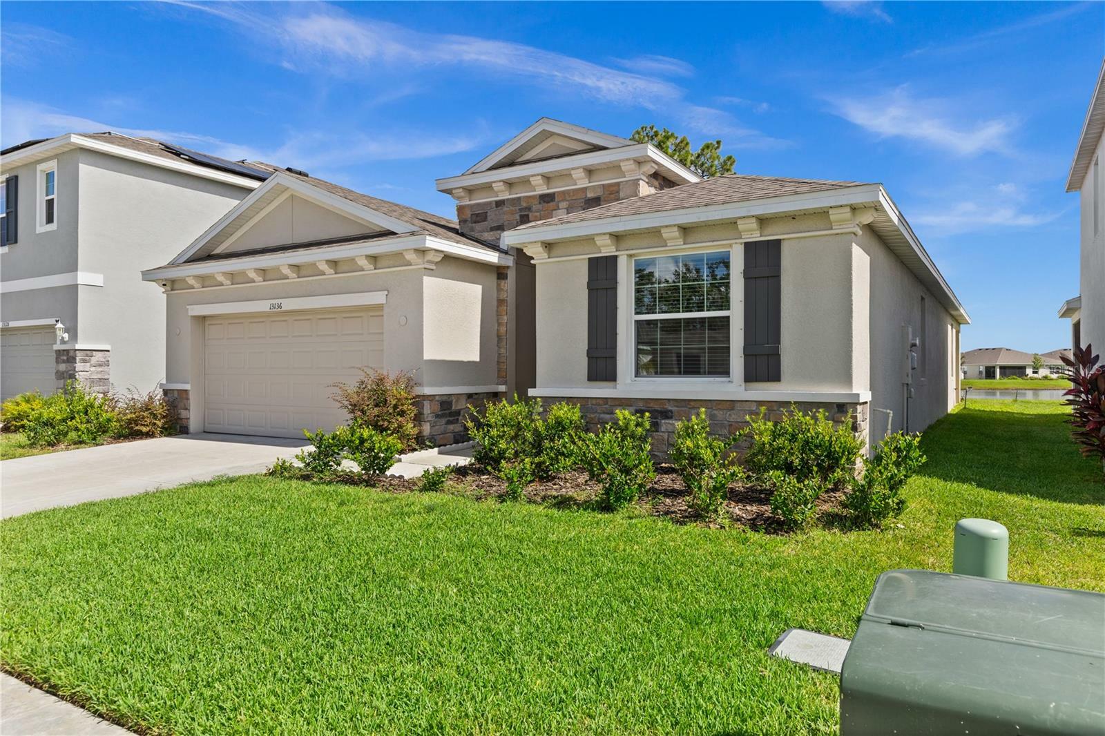 Property Photo:  13136 Brookside Moss Drive  FL 33579 