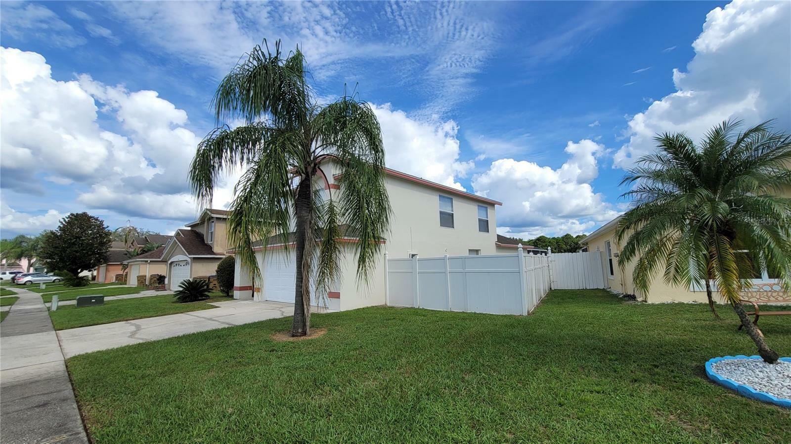 Property Photo:  3011 Bransbury Court  FL 34747 