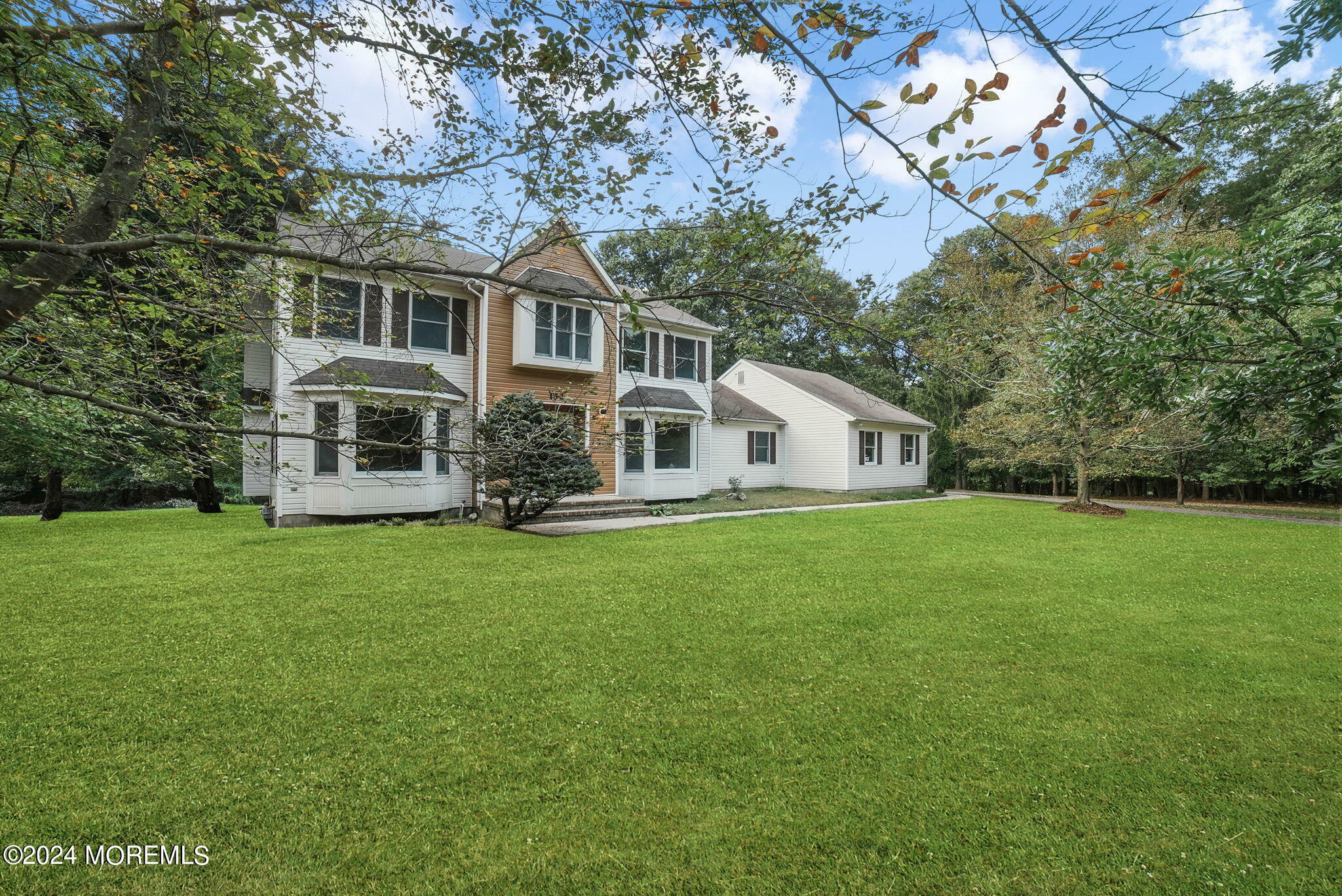 Property Photo:  152 Deer Path Lane  NJ 07728 