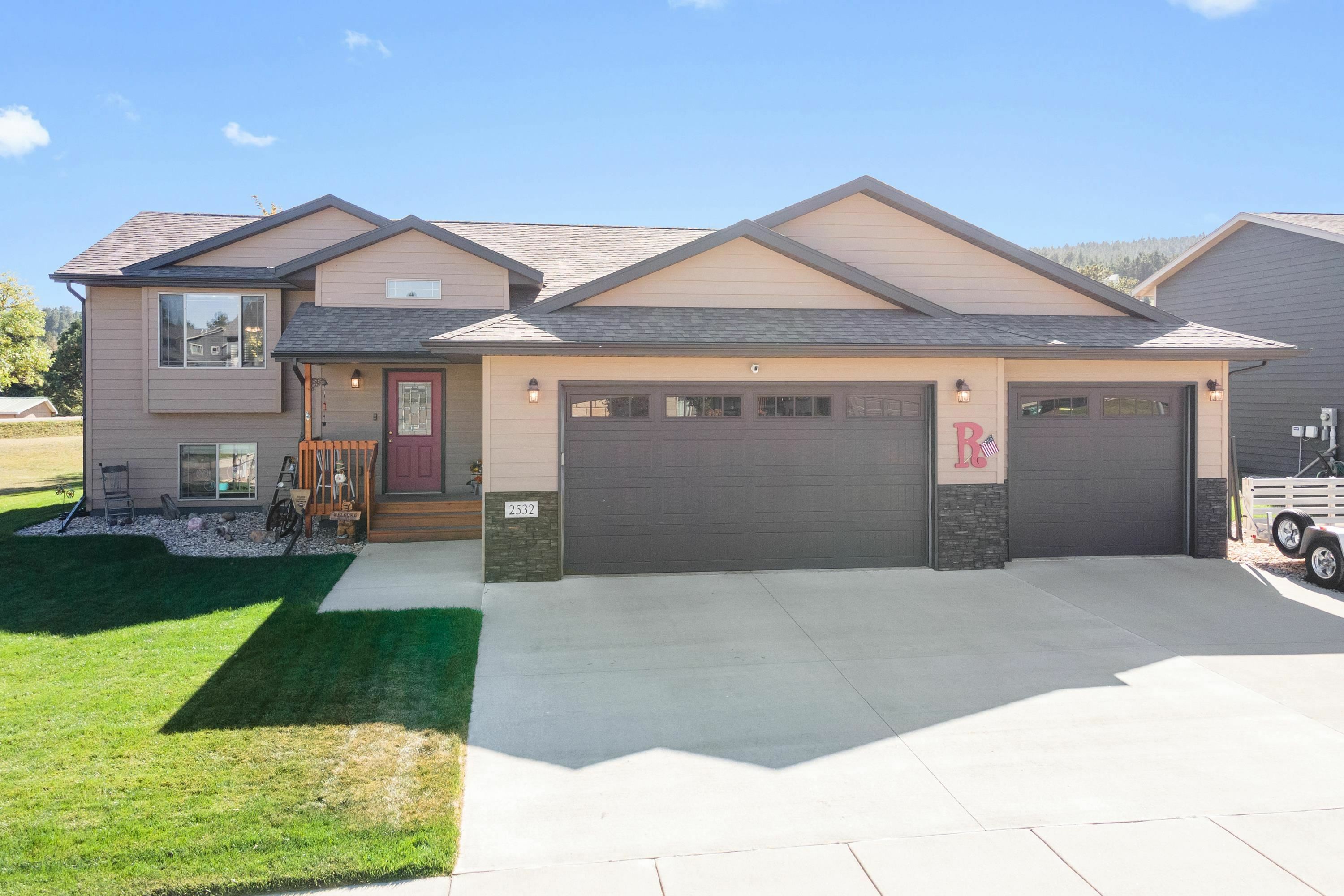 Property Photo:  2532 Meadows Drive  SD 57785 