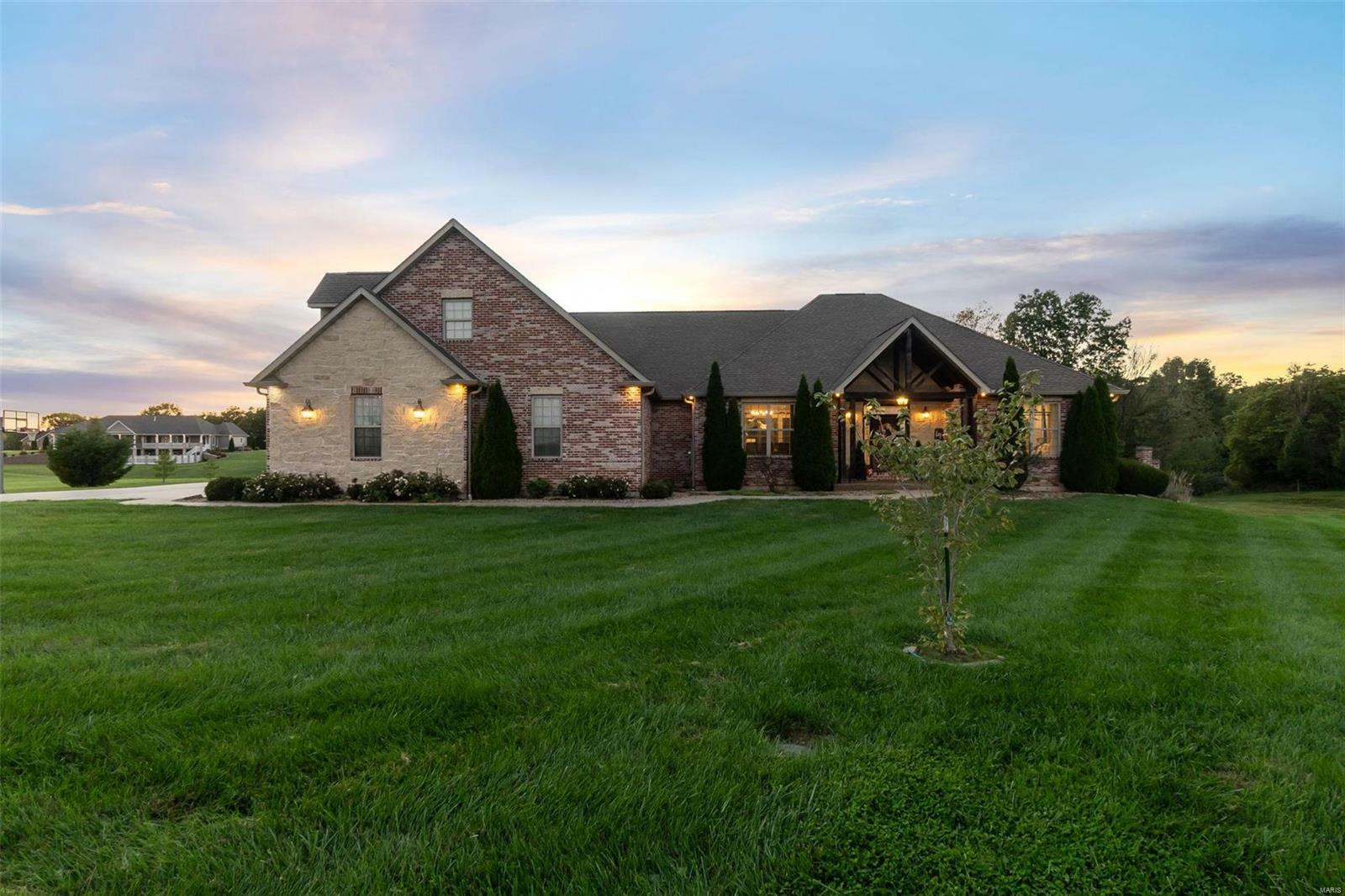 165 Kingsborough Court  Jackson MO 63755 photo