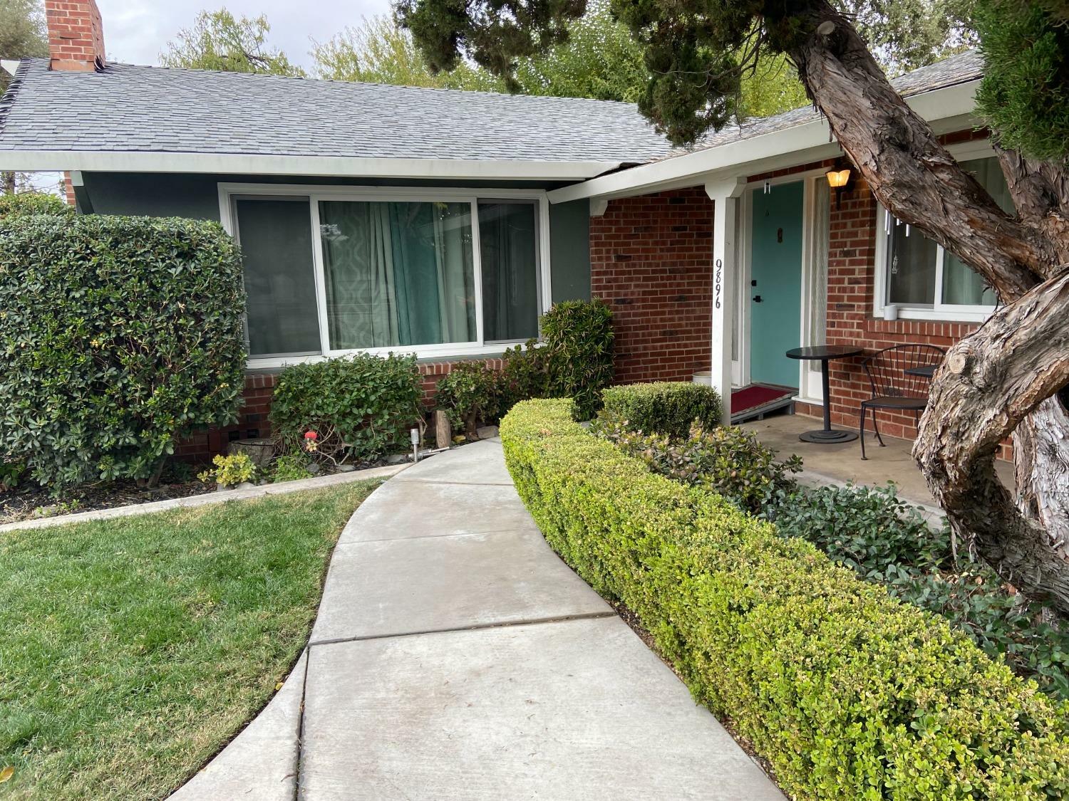 Property Photo: 9896 Thornton Road CA 95209