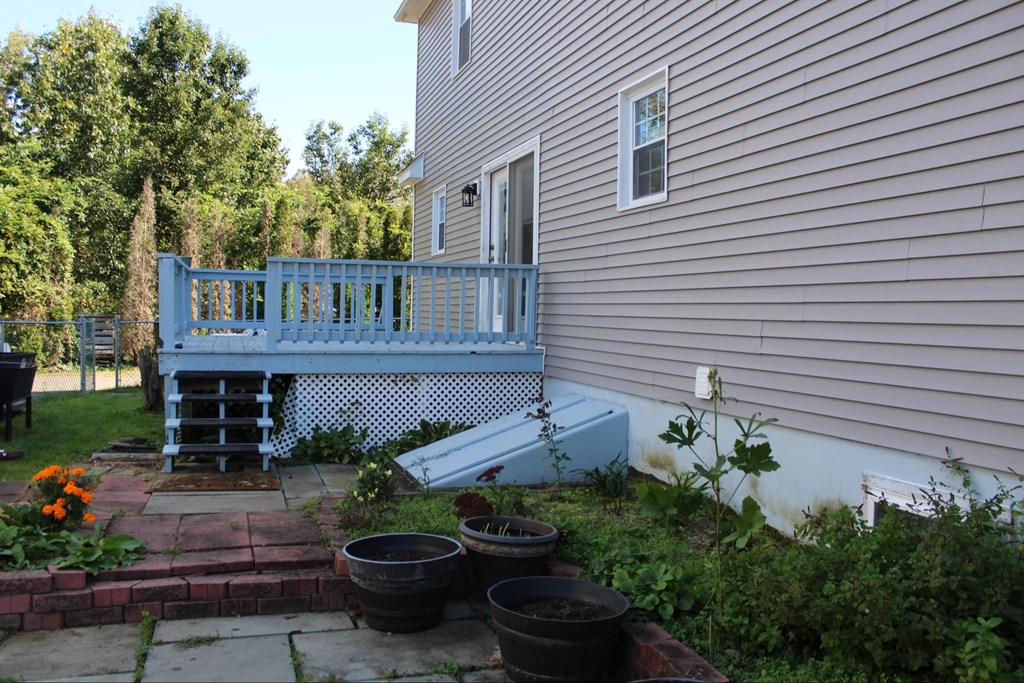 Property Photo:  126 Ash Street  PA 18657 