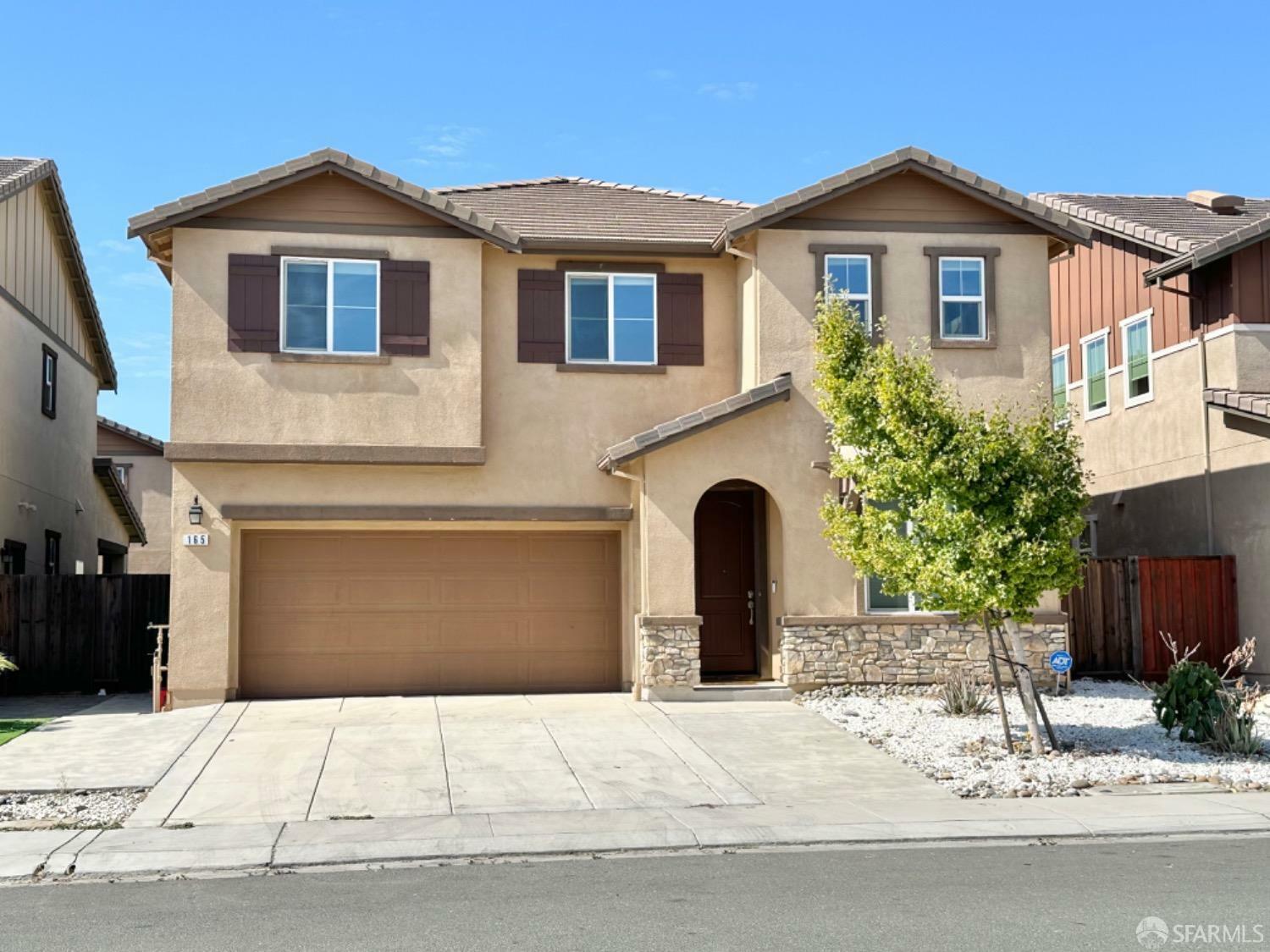 Property Photo:  165 Willowrun Way  CA 94561 