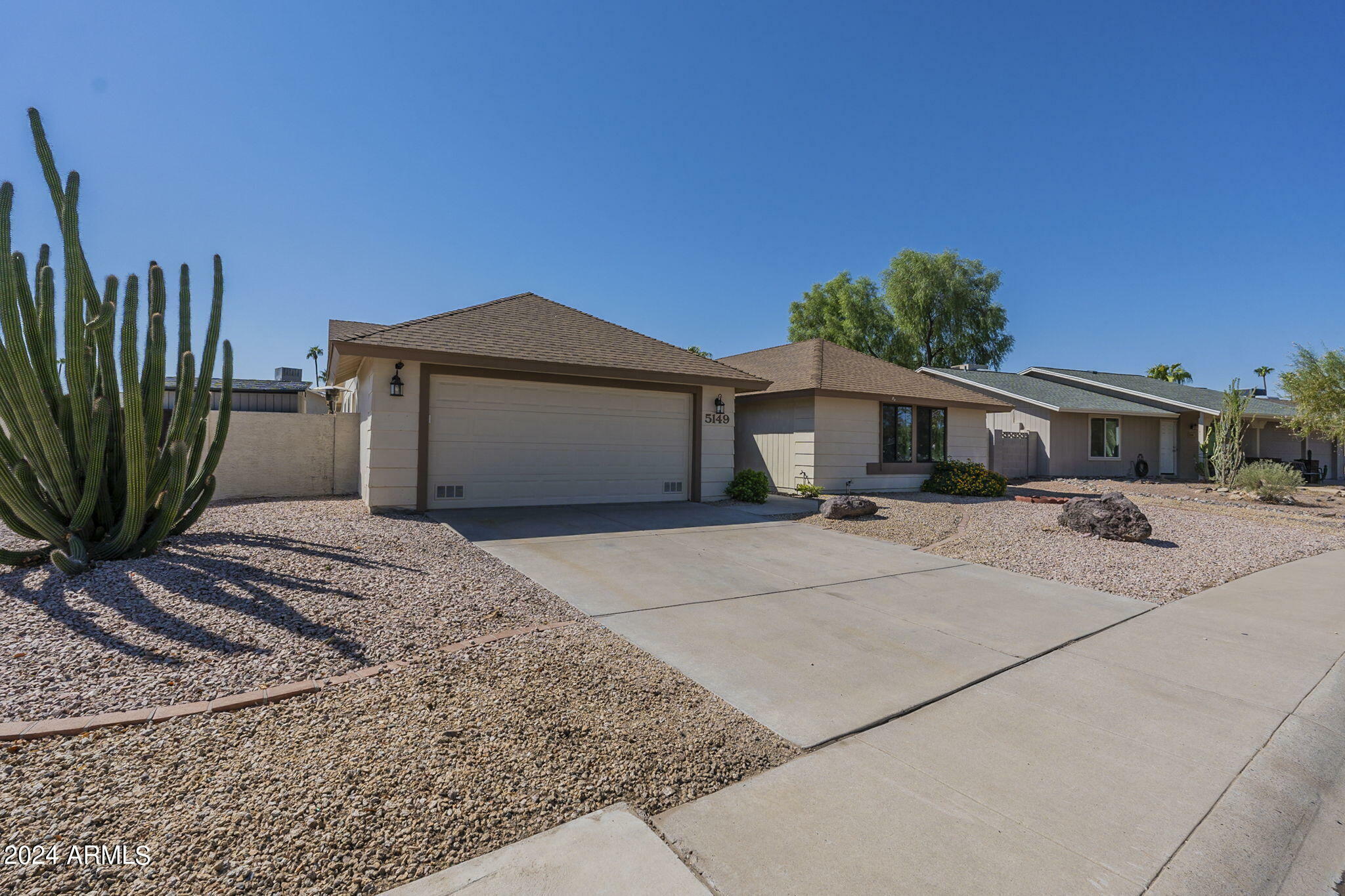 Property Photo:  5149 E Toniko Drive  AZ 85044 