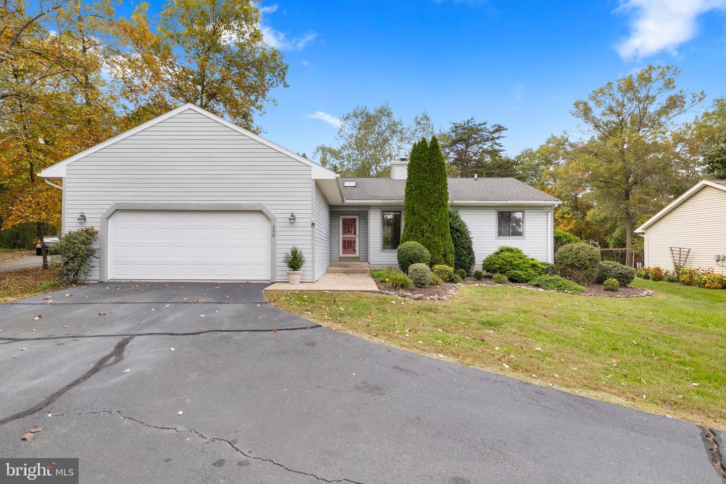 Property Photo: 258 A Thomas Drive PA 17325