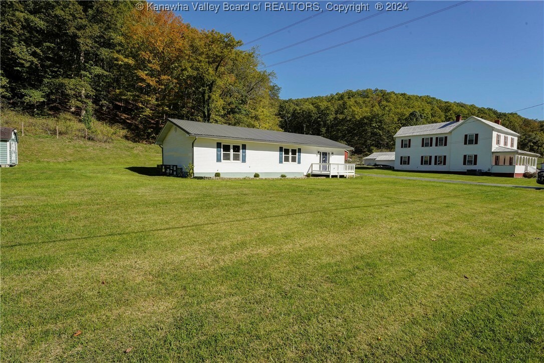 Property Photo:  4486 Midway Road  WV 25573 