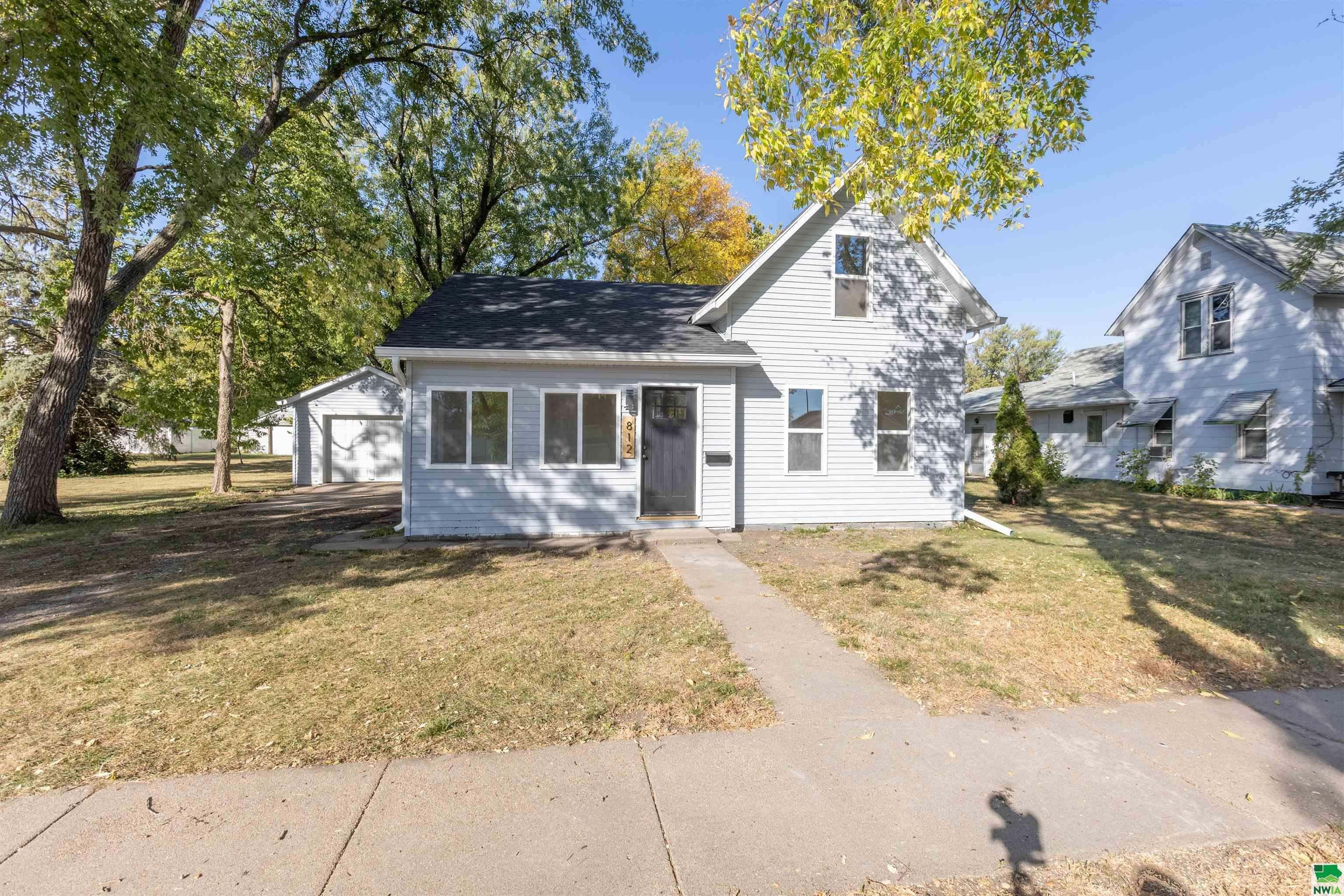 812 11th Street  Onawa IA 51040 photo