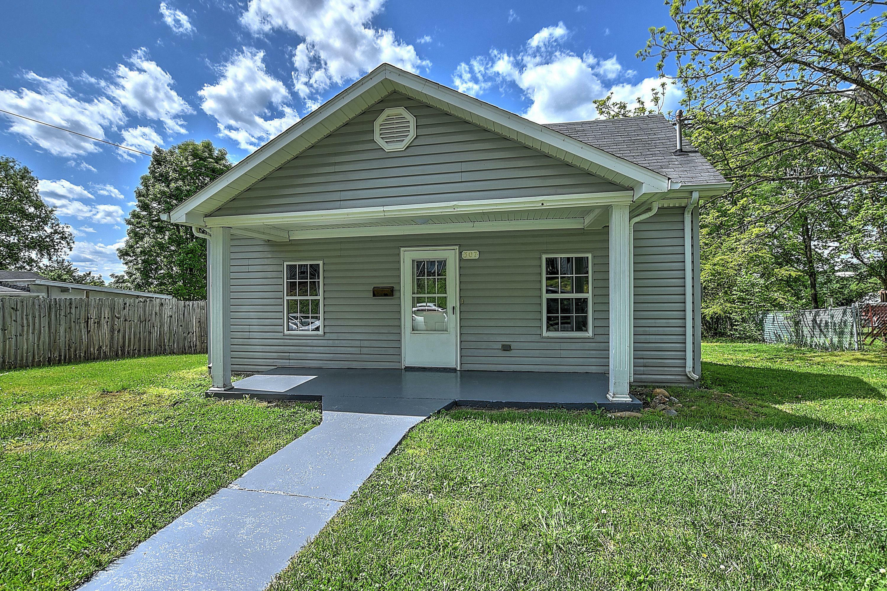 Property Photo:  307 East Chestnut Street  TN 37601 