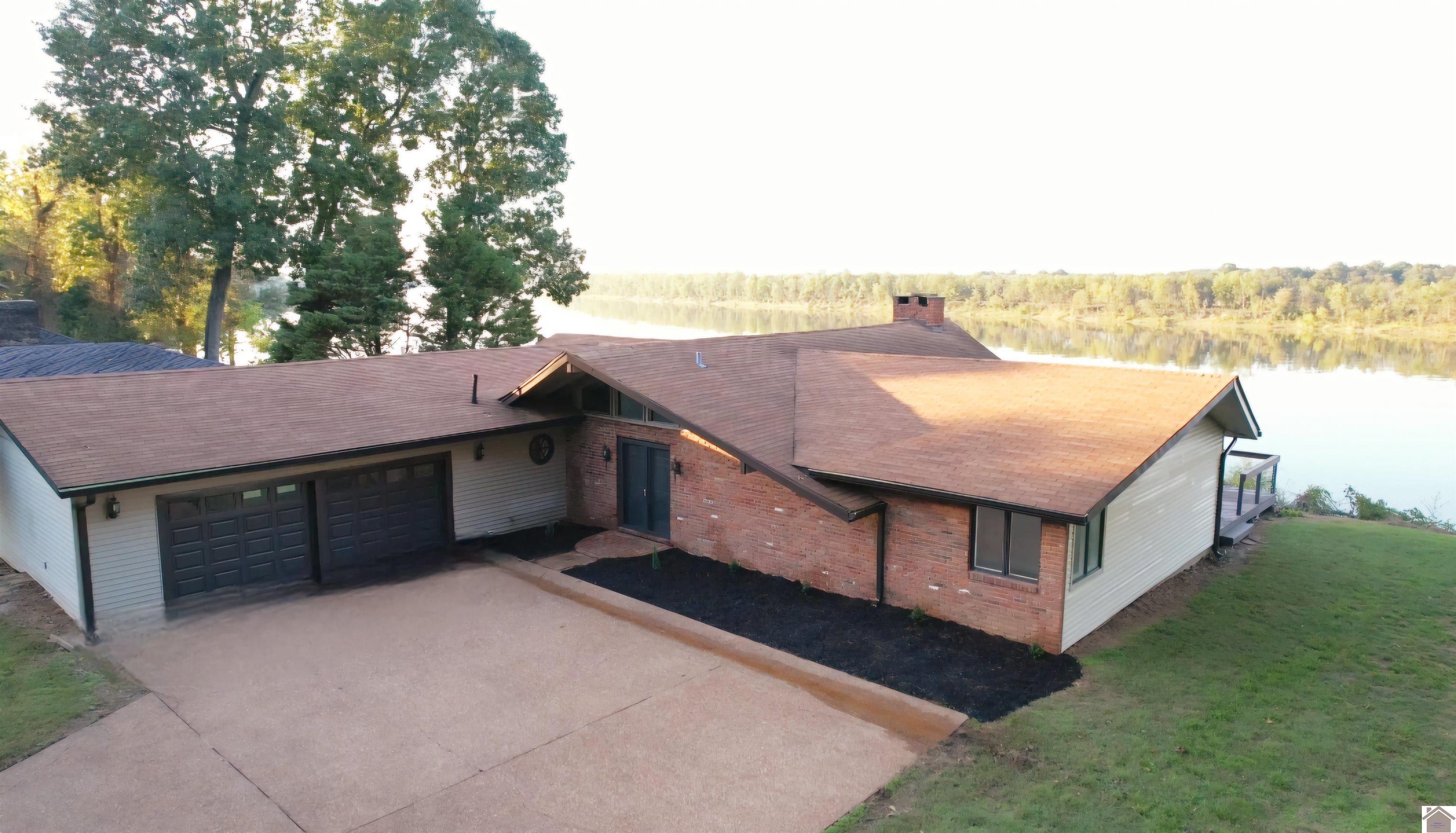 Property Photo:  815 Tenne-Vue Drive  KY 42003 