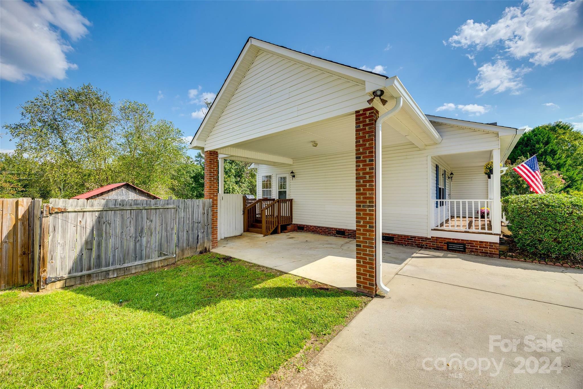 Property Photo:  1823 Lawton Drive  SC 29730 