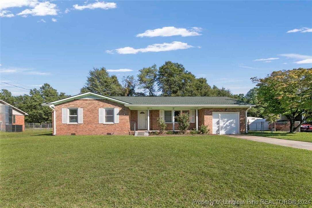 Property Photo:  1513 Darvel Avenue  NC 28304 