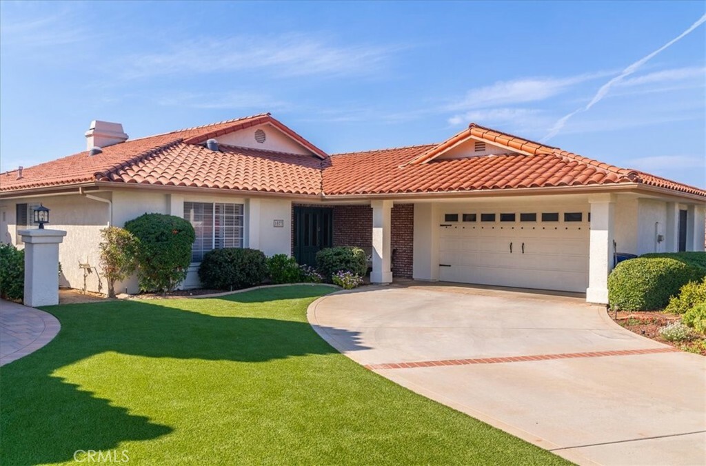 Property Photo:  1073 Ridge Heights Drive  CA 92028 