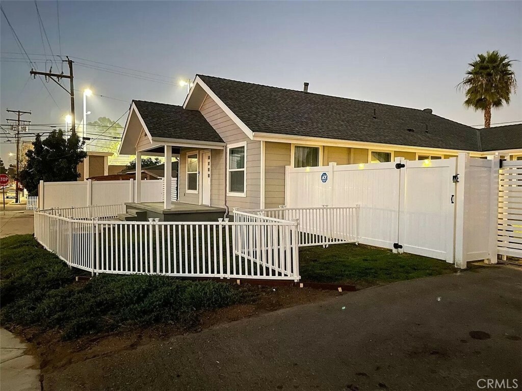 Property Photo:  1780 Anaheim Avenue  CA 92627 