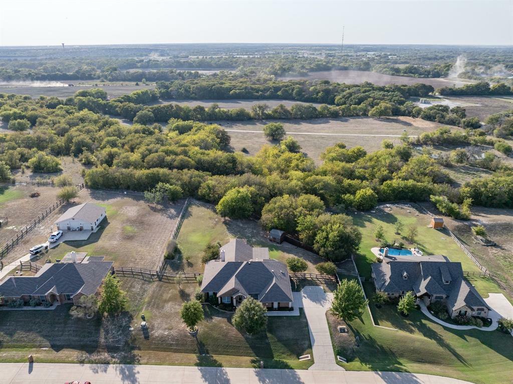 Property Photo: 7710 Valley Ridge Drive TX 76247