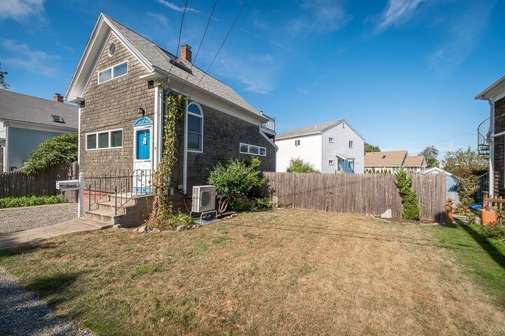 Property Photo: 7 Norwood Court MA 01966