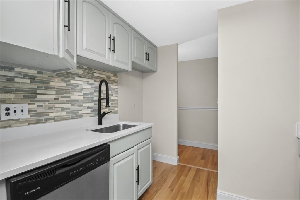 Property Photo:  271 Lake St 6  MA 02189 