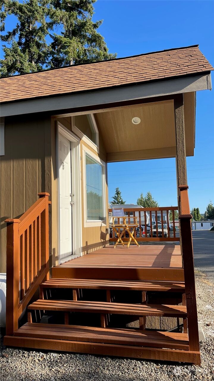 Property Photo: 545 Hendricks Street 16A WA 98368