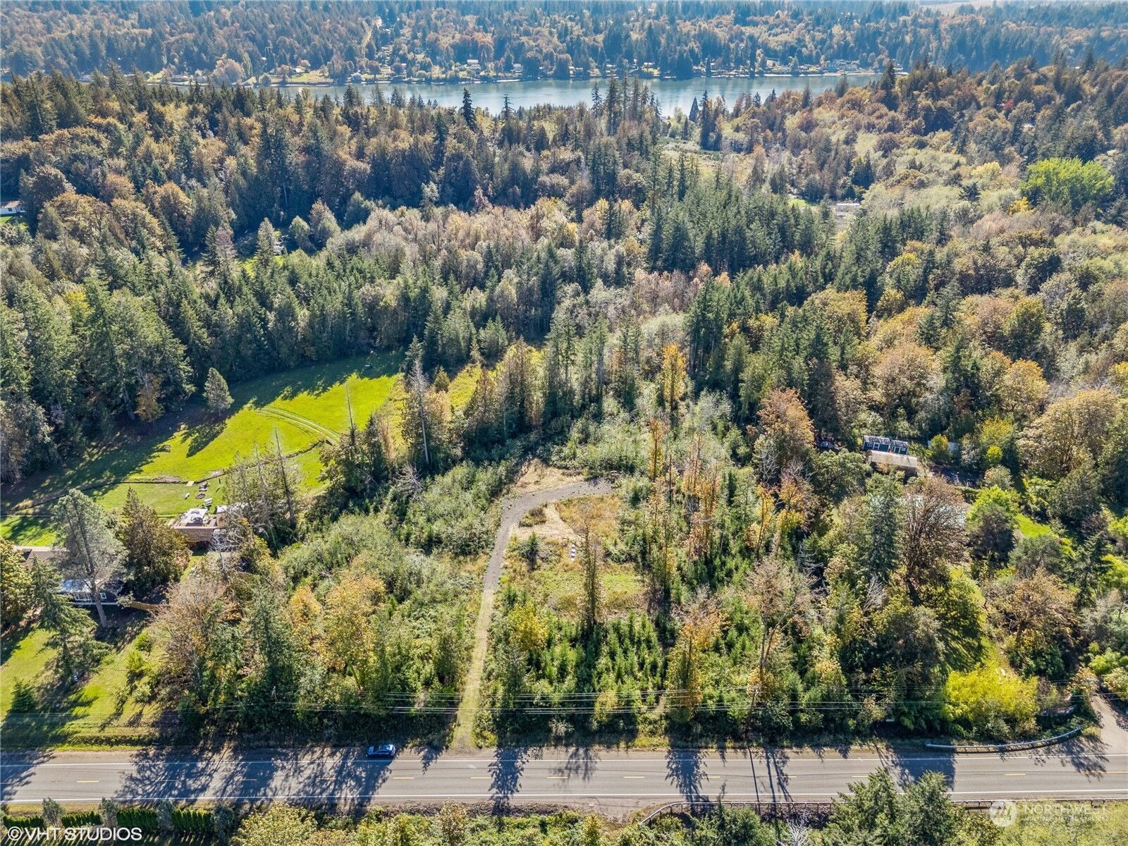 Property Photo: 1801 E Crestview Drive WA 98584