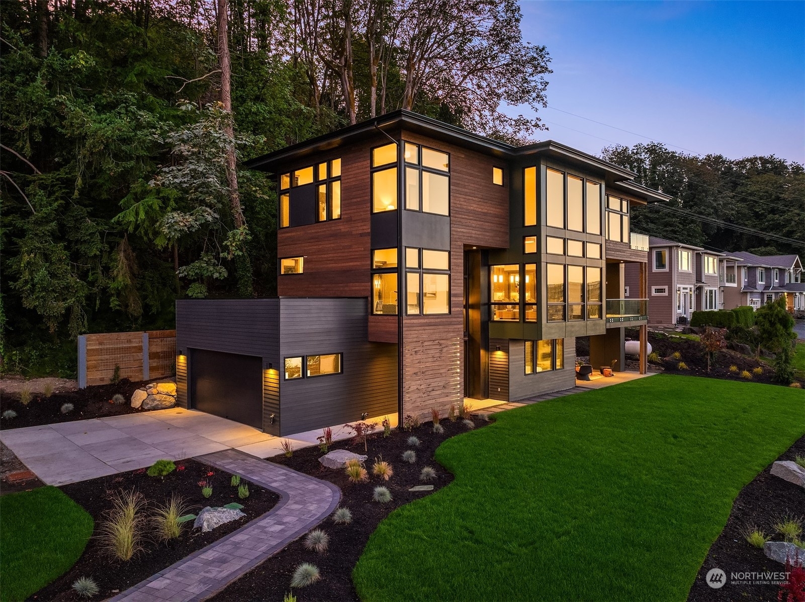 Property Photo: 4802 N Waterview Street WA 98407
