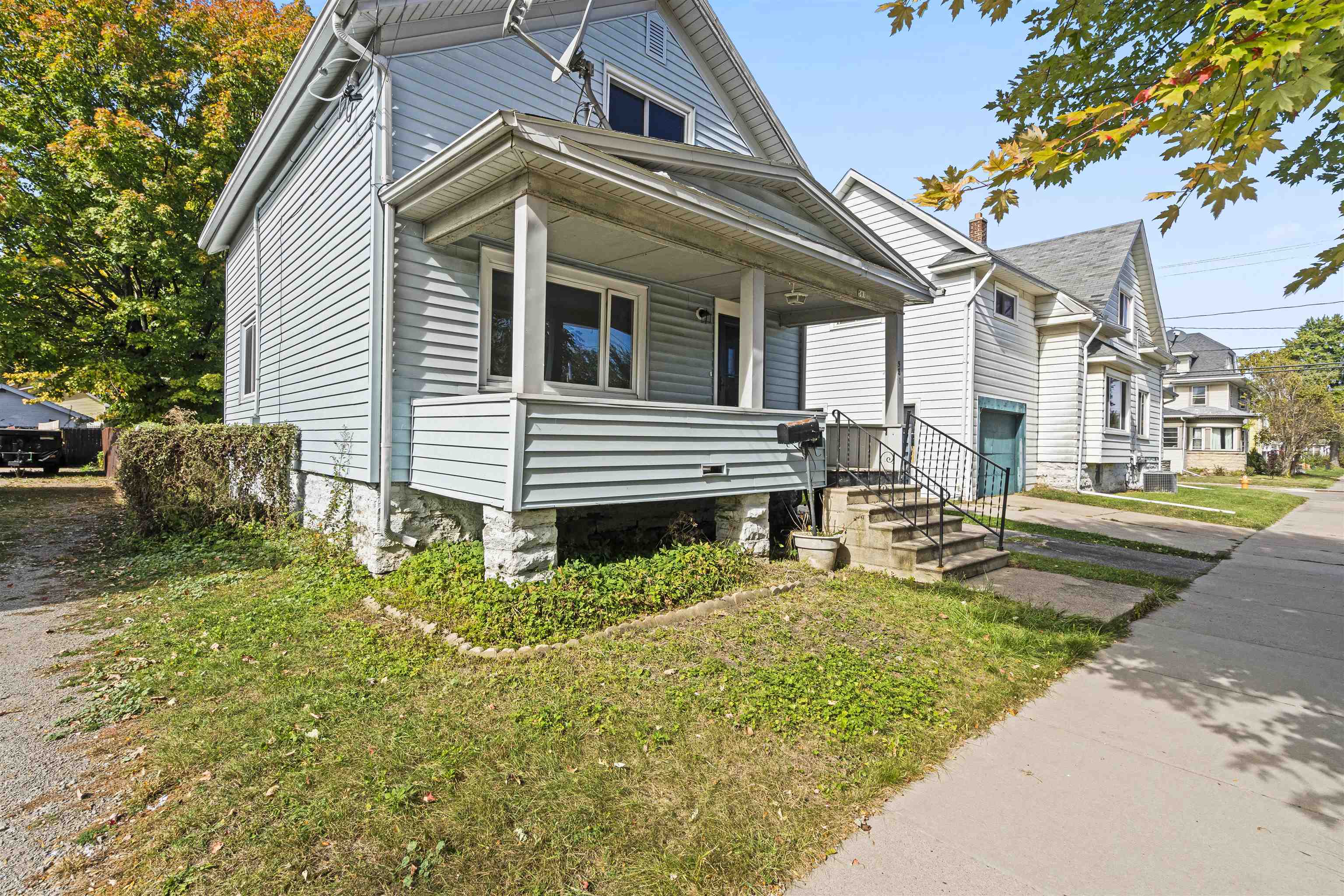 Property Photo:  581 Boyd Street  WI 54901-4632 