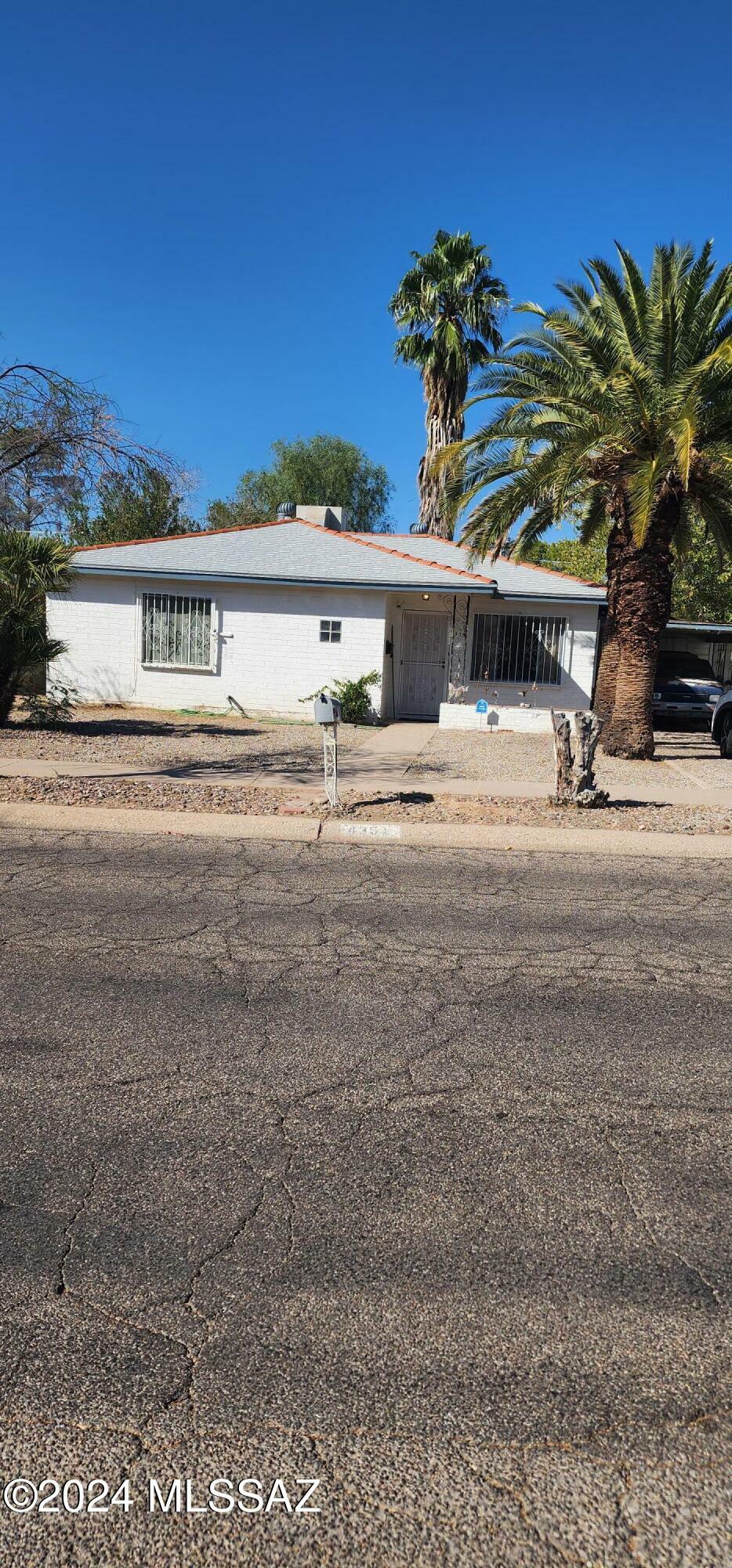 Property Photo:  4351 E Eastland Street  AZ 85711 