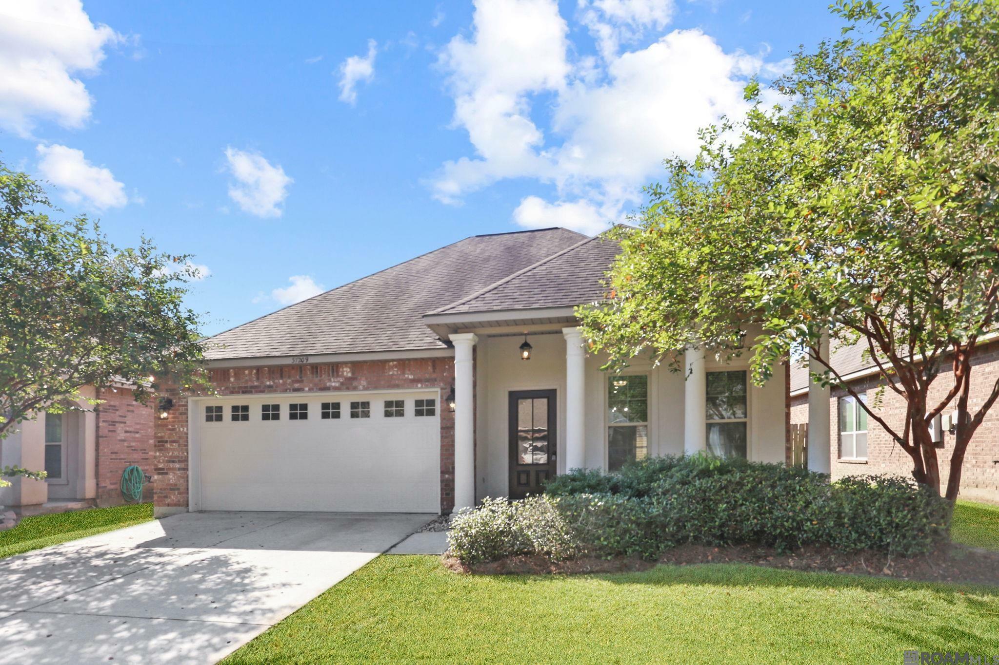 Property Photo: 37209 Corvette Dr LA 70769