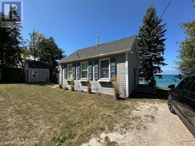 264 Goderich Street  Kincardine ON N2Z 2K3 photo