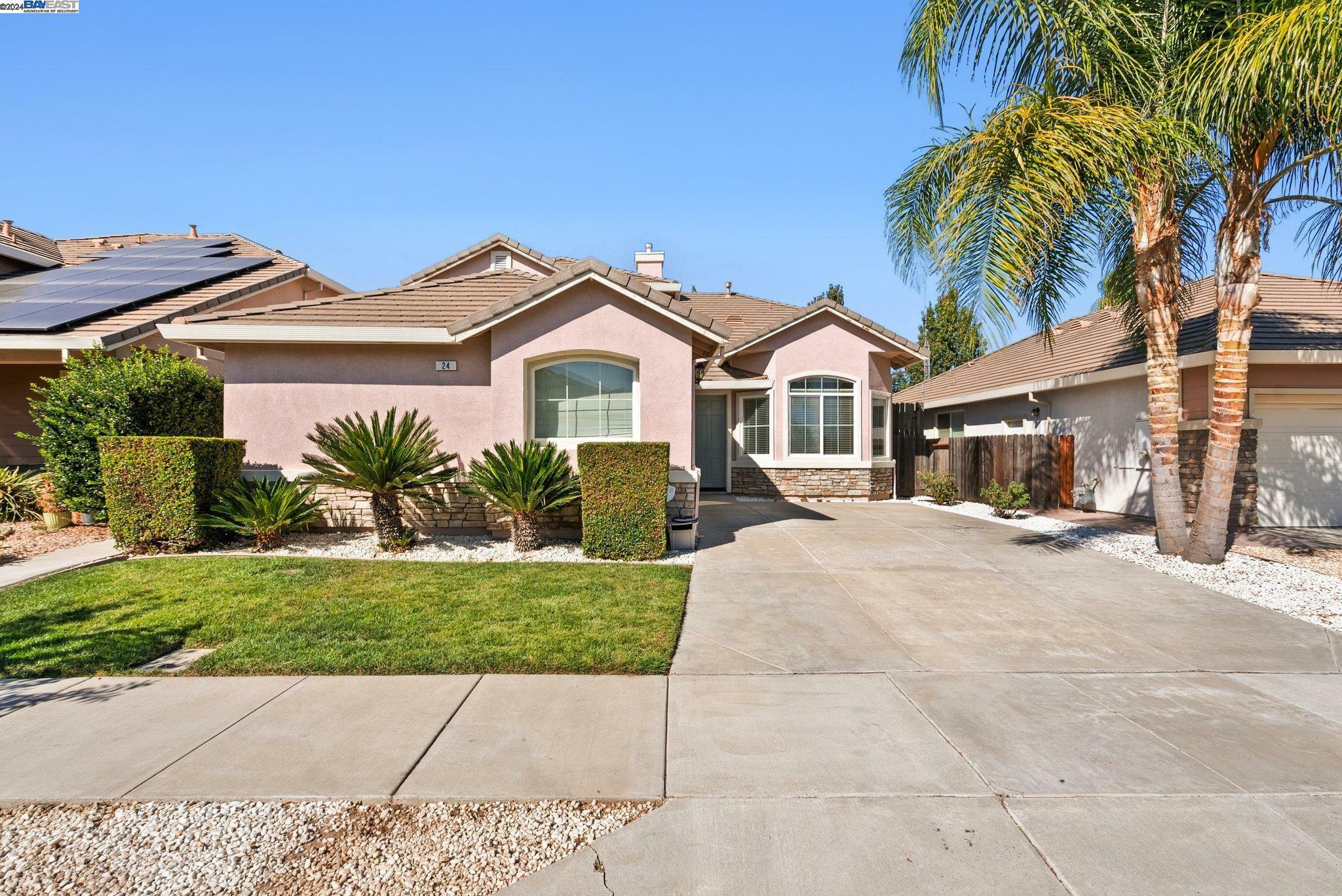 Property Photo:  24 Grand Canyon Cir  CA 94561 