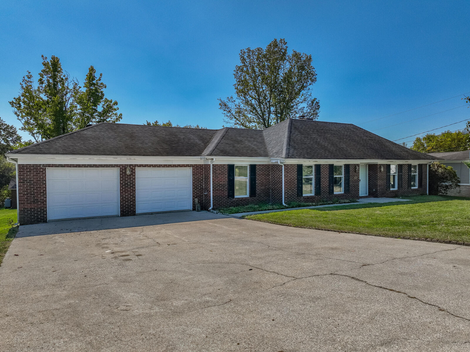 Property Photo: 137 Shale Drive KY 40475