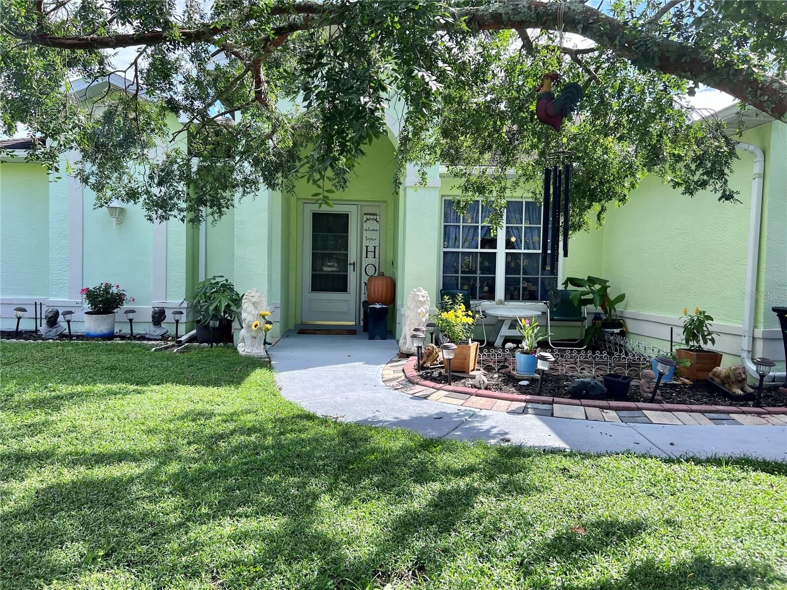 Property Photo:  13740 Coronado Drive  FL 34609 