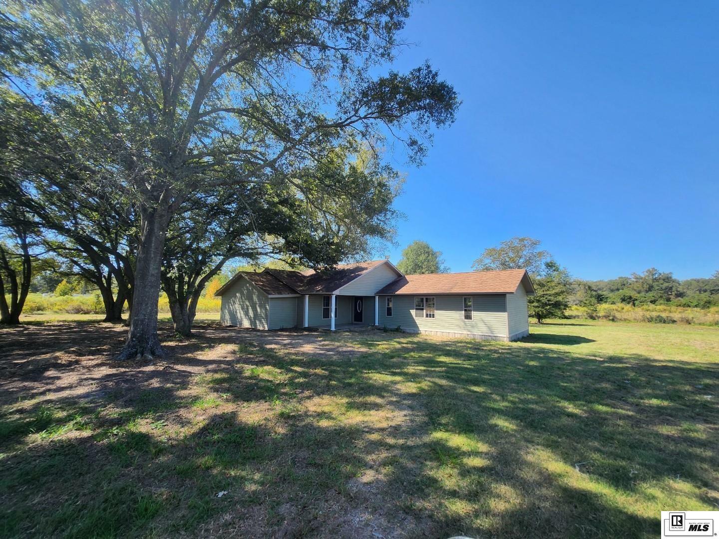 Property Photo:  630 Highway 859  LA 71232 