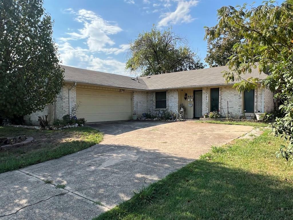 Property Photo:  5013 Highridge Drive  TX 75043 