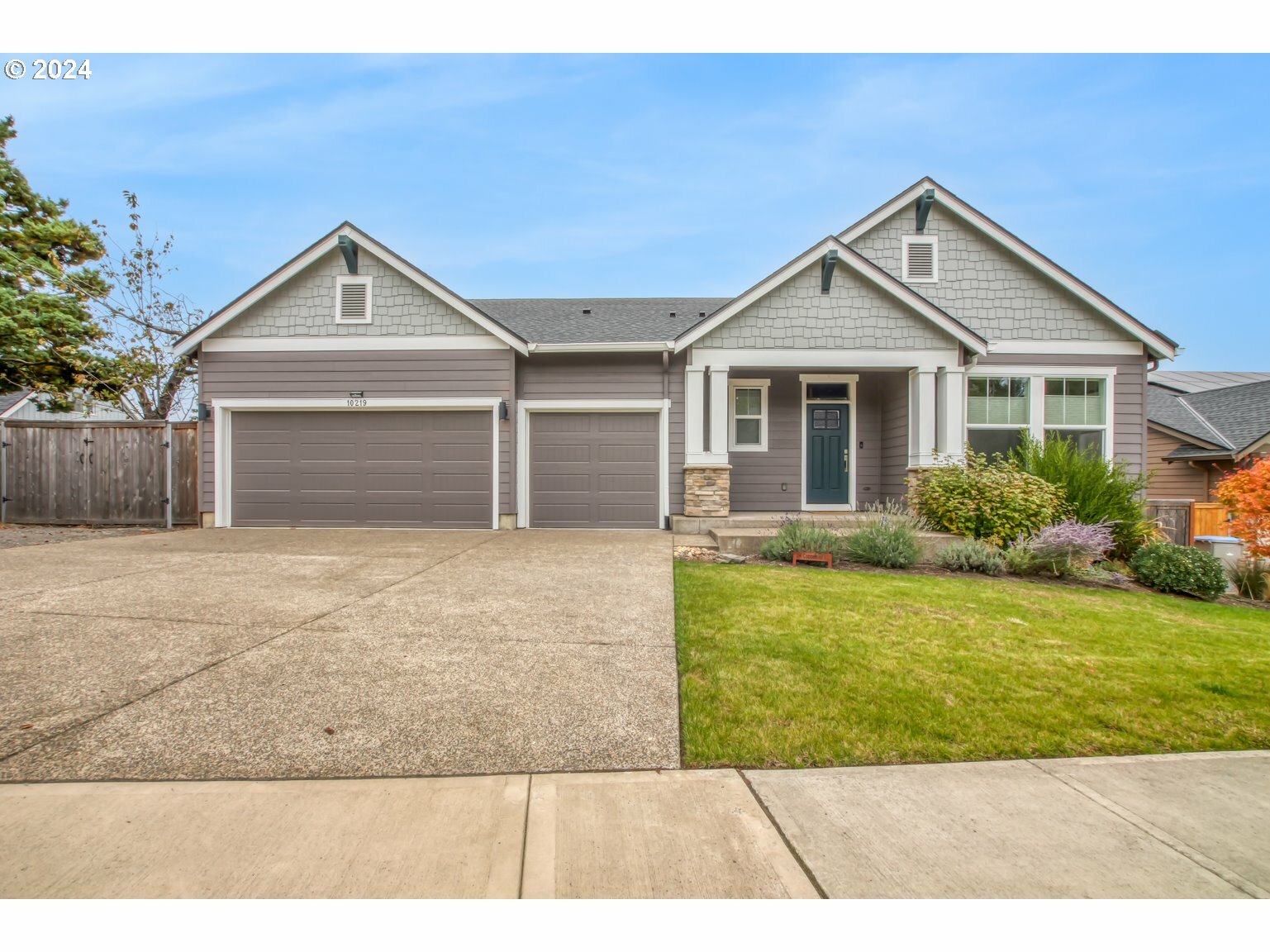 10219 SW Copperleaf Ln  Tigard OR 97224 photo