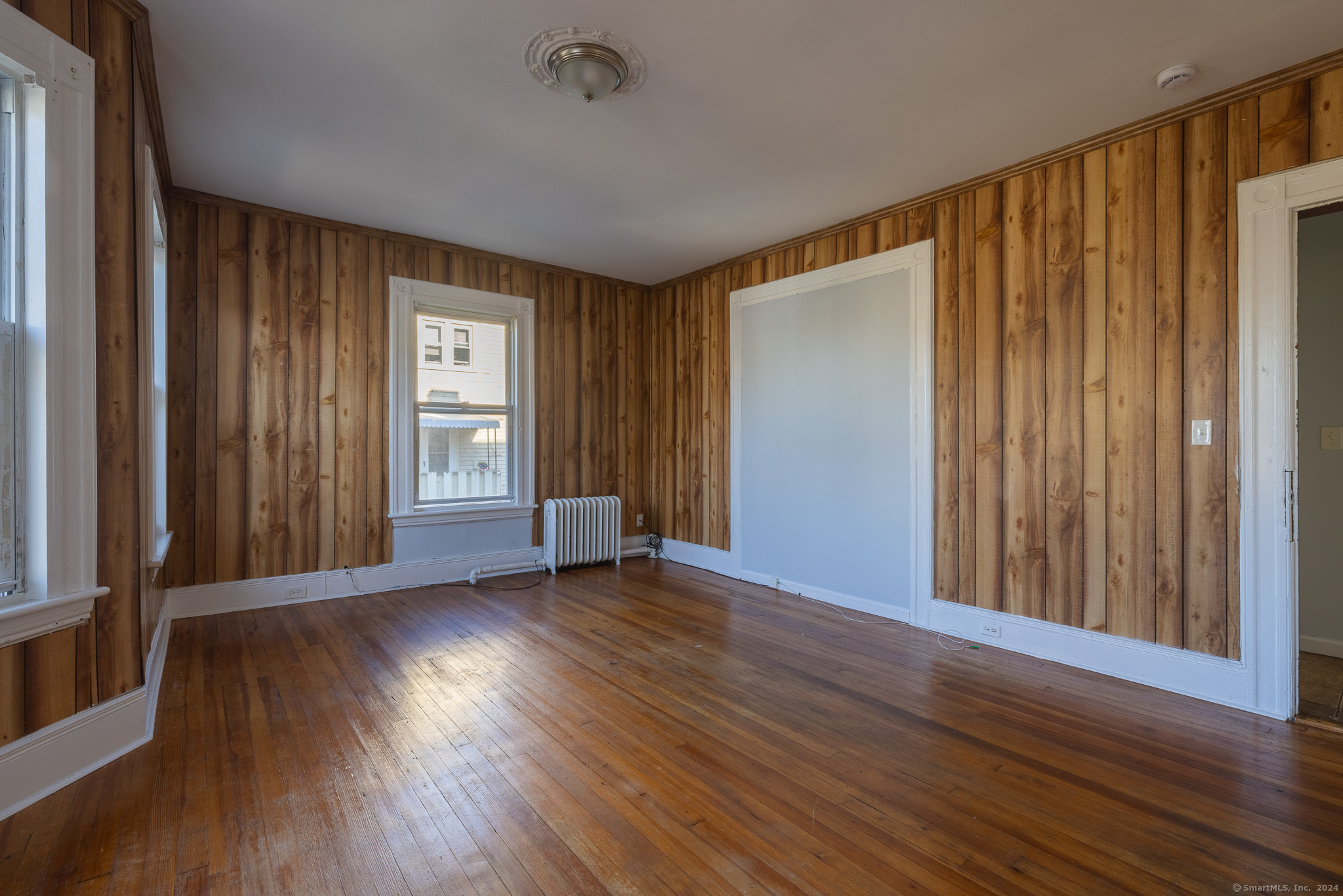 Property Photo:  391 Atlantic Street 2nd Floor  CT 06604 