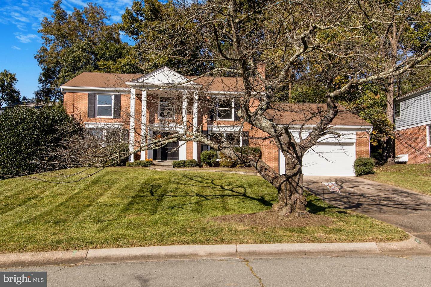 Property Photo:  11037 Powder Horn Drive  MD 20854 