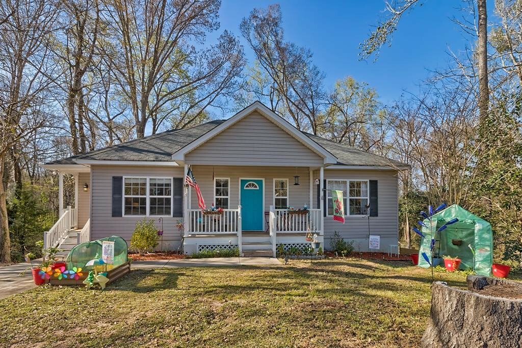 Property Photo:  160 Caw Caw Drive  SC 29118 