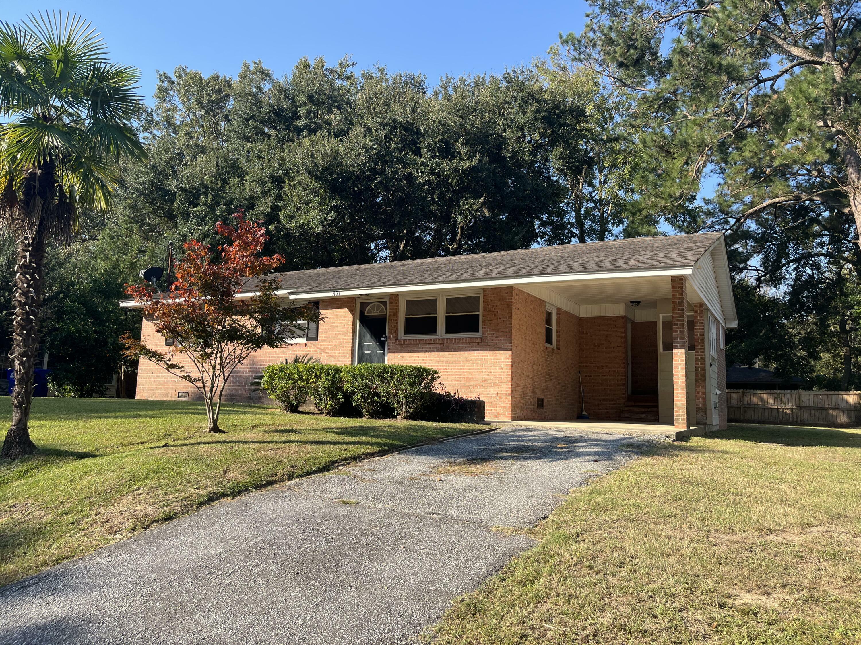 Property Photo:  371 Lynwood Drive  SC 29414 