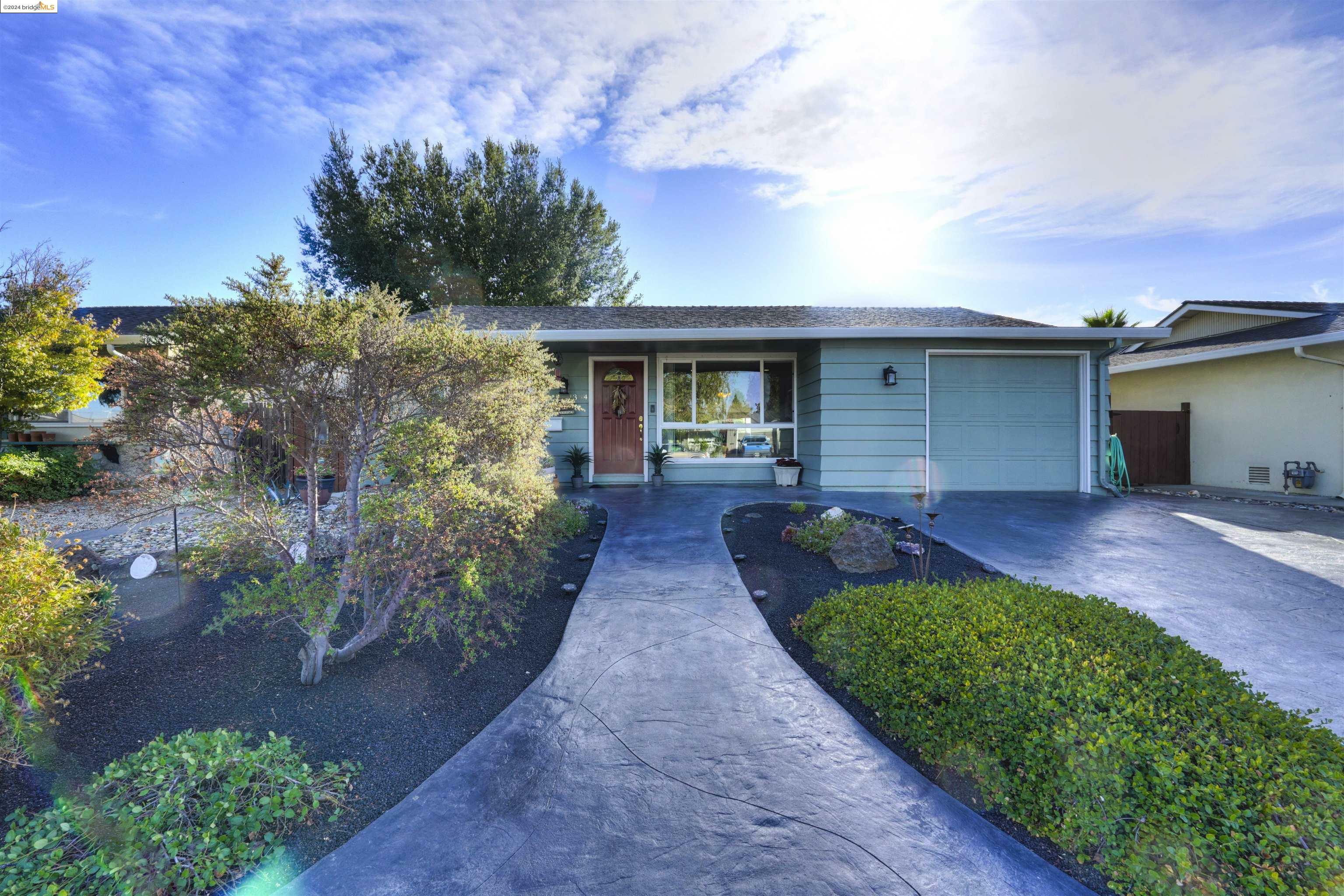 Property Photo:  1354 Bluebell Dr  CA 94551 