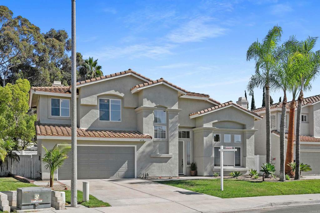 Property Photo:  4574 Avenida Privado  CA 92057 