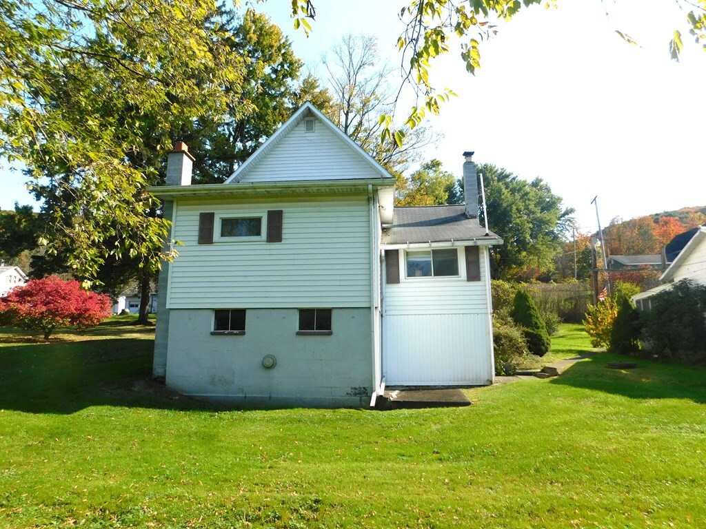 Property Photo:  224 Pelton Place  PA 16925 