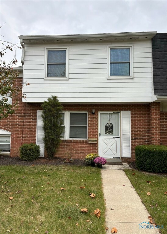 1720 Queenswood Drive 3  Findlay OH 45840 photo