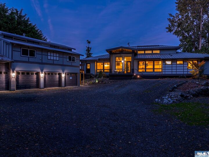 Property Photo: 96 Forrest Rd 98 Forrest Rd - Adu WA 98382