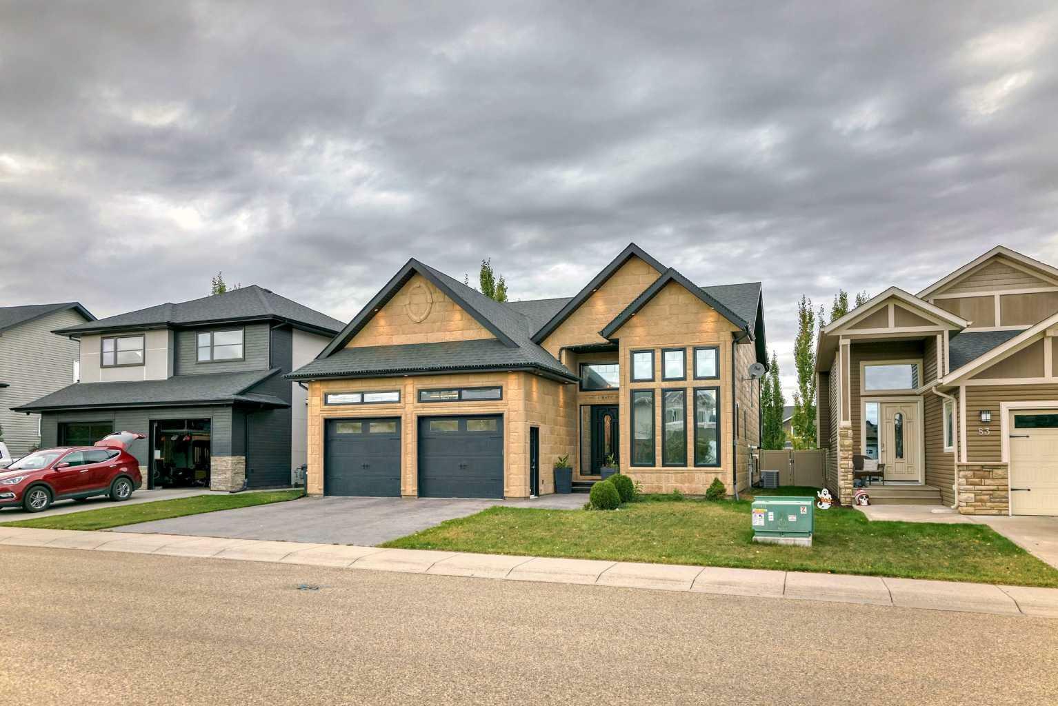 81 Regatta Way  Sylvan Lake AB T4S 0C9 photo