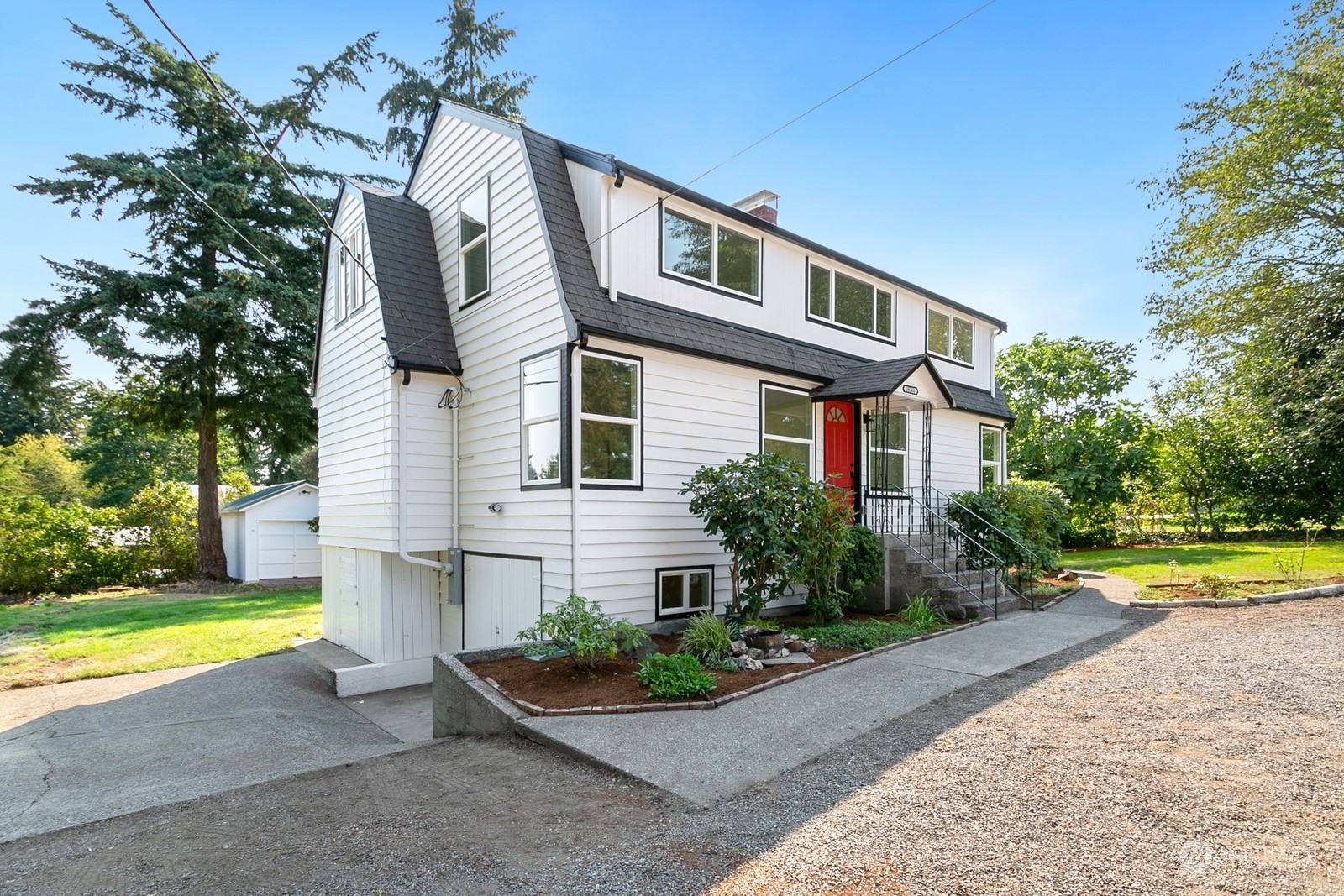 Property Photo:  18044  2nd Place S  WA 98142 